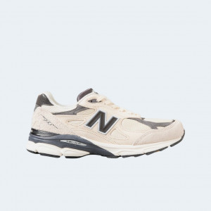 뉴발란스 990v3 메이드 인 USA 문빔 마카다미아 넛